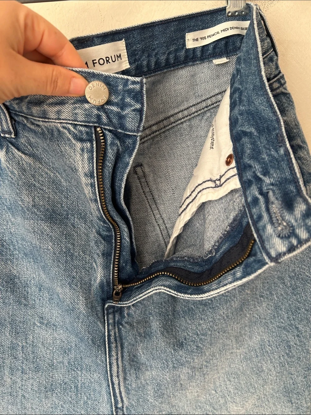 Aritzia Denim Forum The 90’s Pencil Midi Denim Skirt in Blue Sz 28 utility - Picture 13 of 15